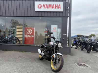 YAMAHA XSR 125 Legacy