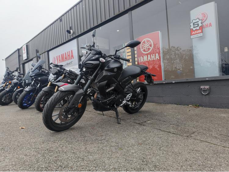 YAMAHA MT125 ABS