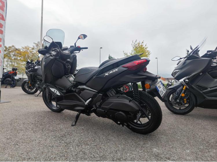YAMAHA X-MAX 125 TECH MAX