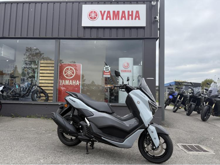 YAMAHA NMAX 125 TECH MAX