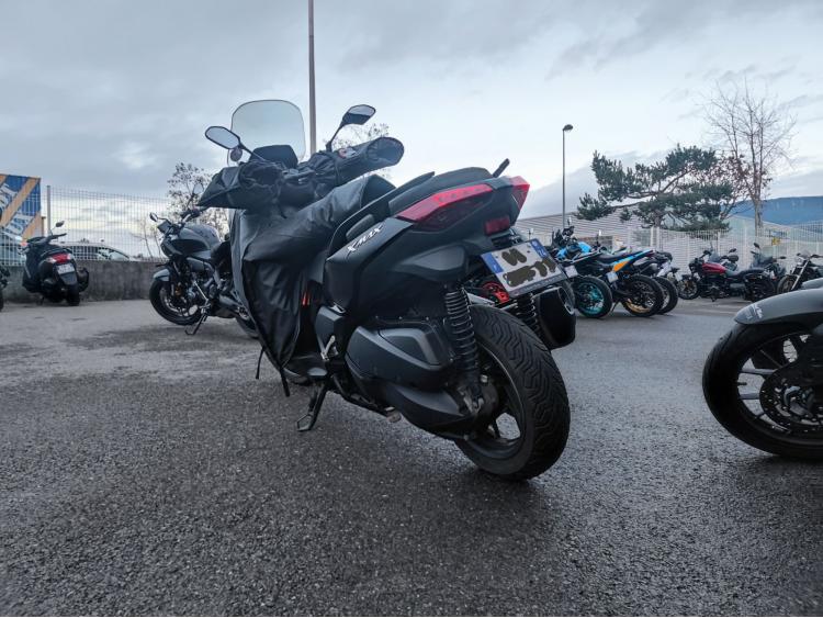 YAMAHA XMAX 300 Tech Max