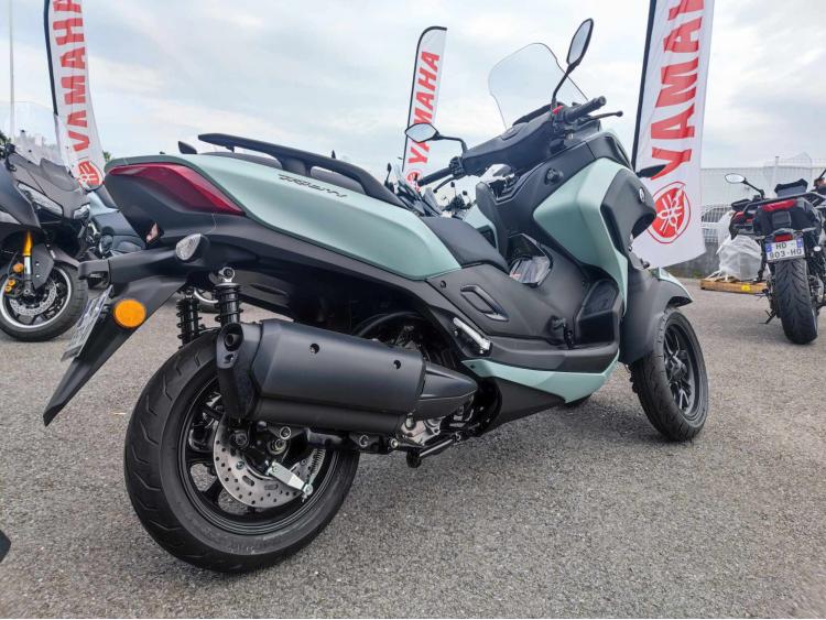 YAMAHA TRICITY 300