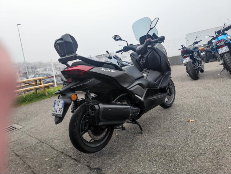 YAMAHA XMAX 300