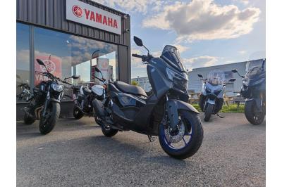 YAMAHA NMAX 125