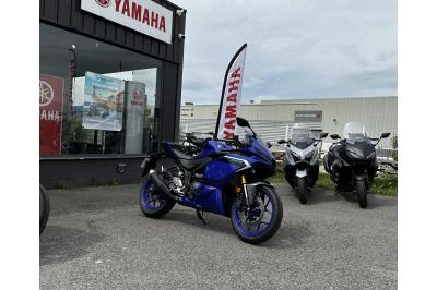 YAMAHA YZF-R3
