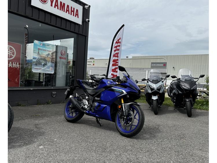 YAMAHA YZF-R3