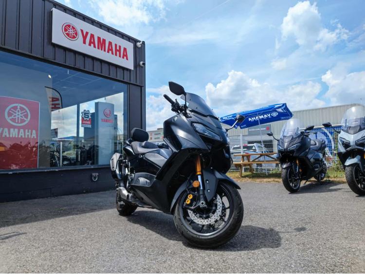 YAMAHA TMAX 560 TECH MAX