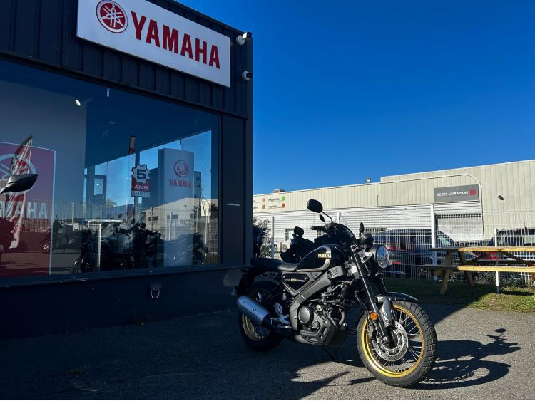 YAMAHA XSR 125 Legacy