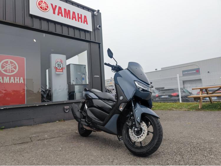 YAMAHA NMAX 125