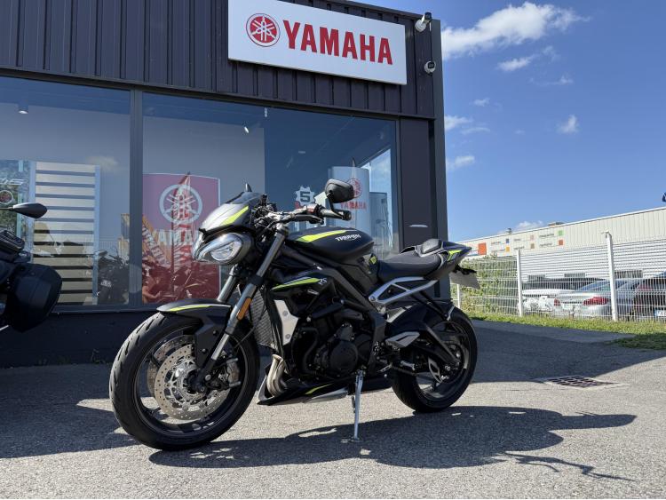 TRIUMPH STREET TRIPLE 765 RS