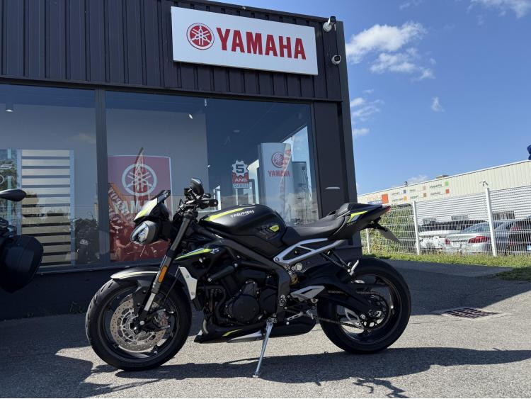 TRIUMPH STREET TRIPLE 765 RS