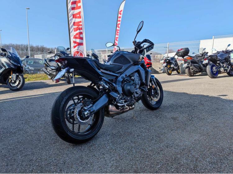 YAMAHA MT-09 Y-AMT 35kw