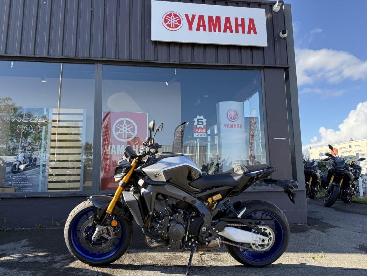 YAMAHA MT-09 SP