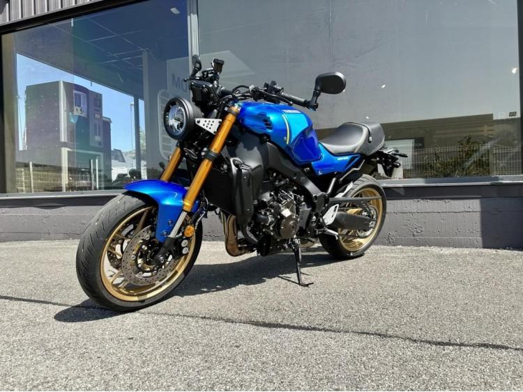 YAMAHA XSR 900