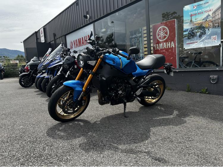 YAMAHA XSR 900
