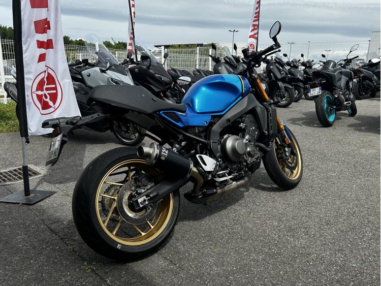 YAMAHA XSR 900