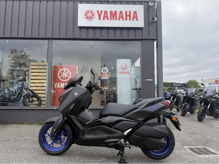 YAMAHA XMAX 300